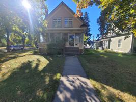 featured image of 644 1st Ave E