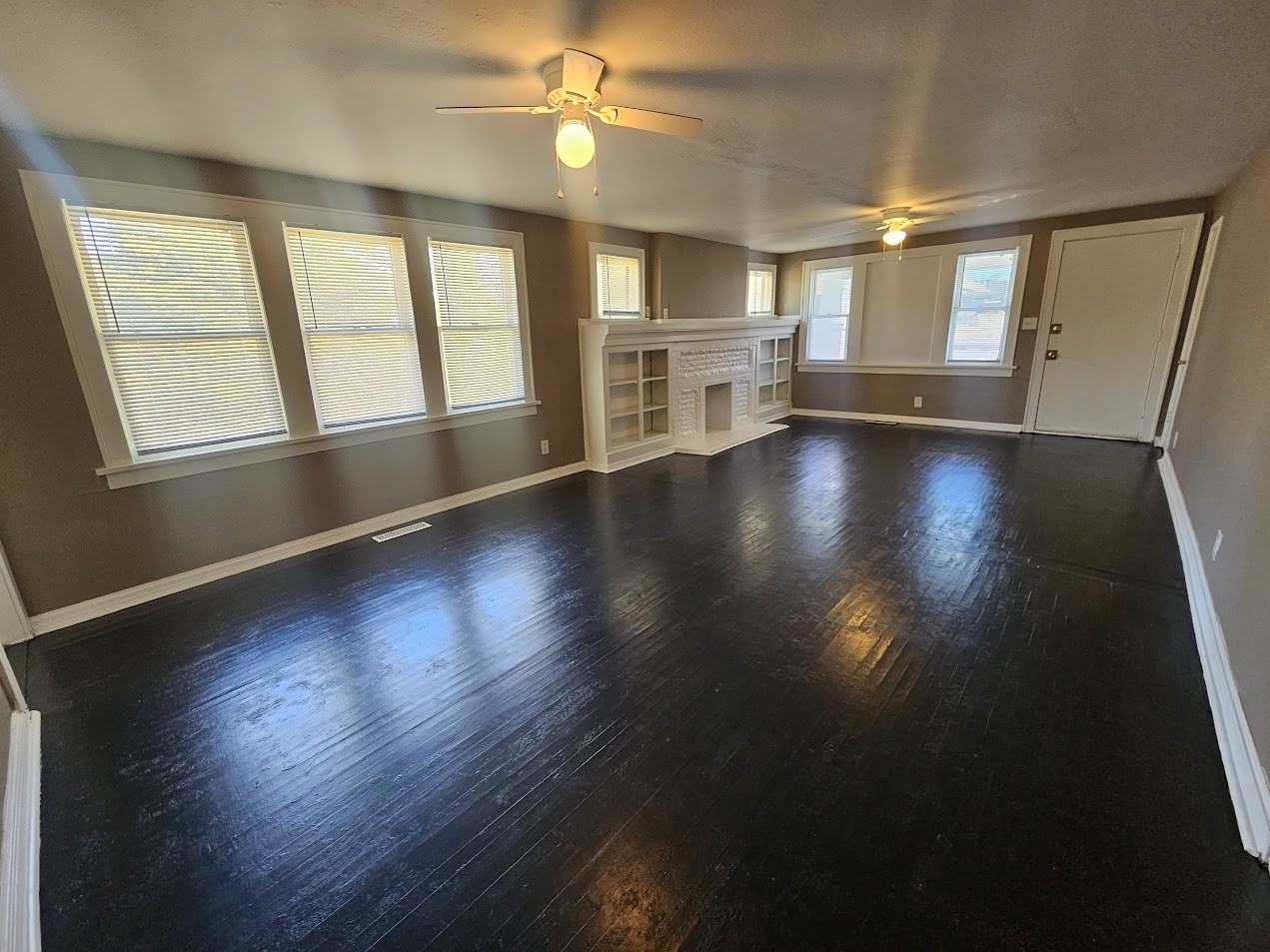 9601 N Western Ave - Photo 2 of 21