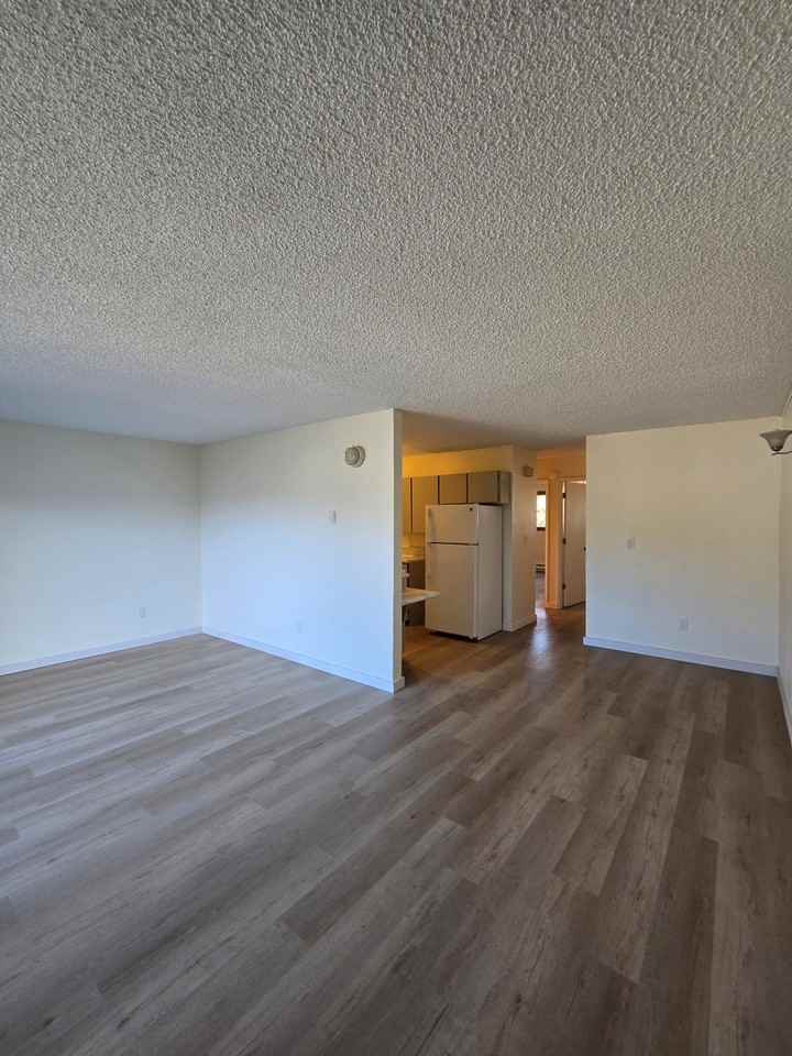 811 Sw 6th St #3 - Photo 3 of 21
