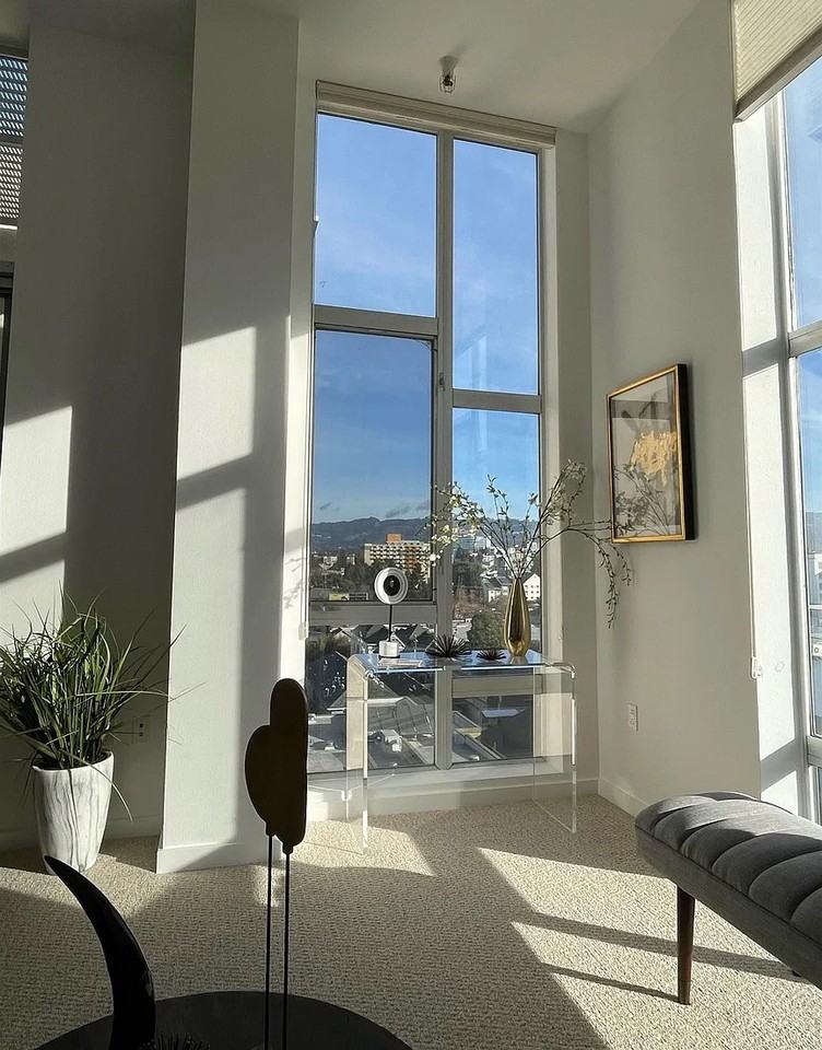 630 Thomas L Berkley Way - Photo 2 of 24