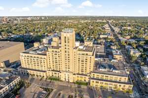 featured image of 2929 Chicago Ave #1003