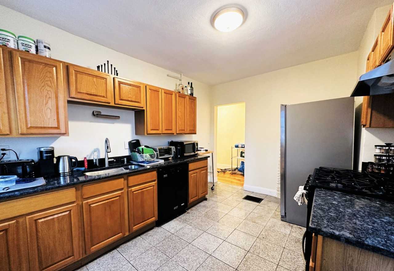 20 Wadsworth St - Photo 7 of 14