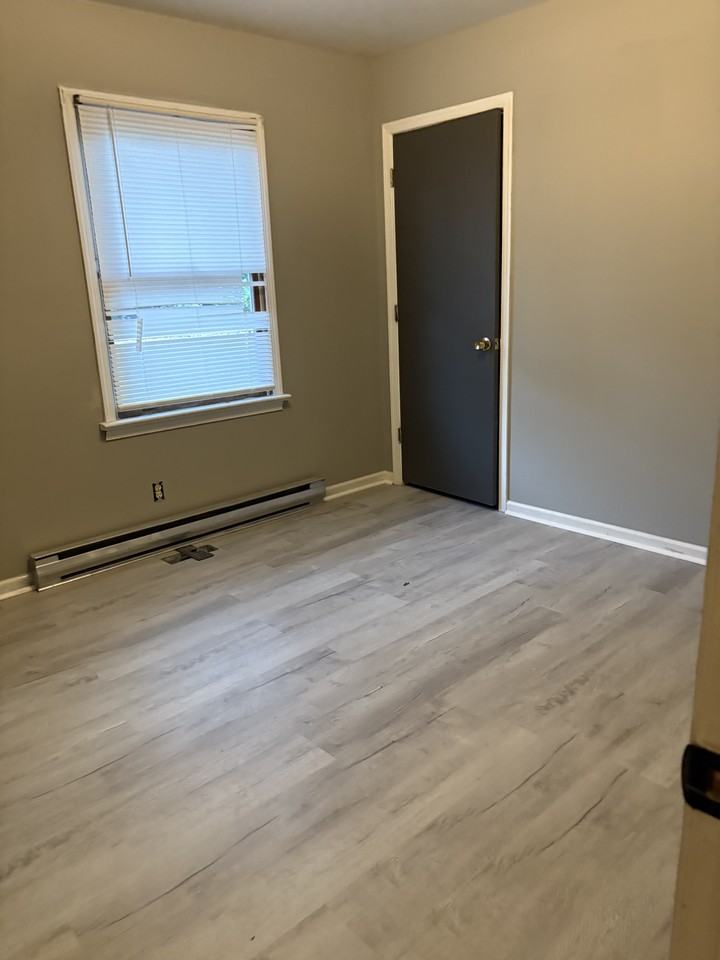 415 S Virginia St #NA - Photo 3 of 7