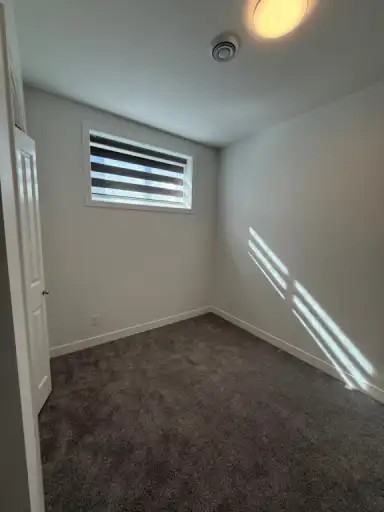 2191 Muckleplum Cres Sw - Photo 2 of 7