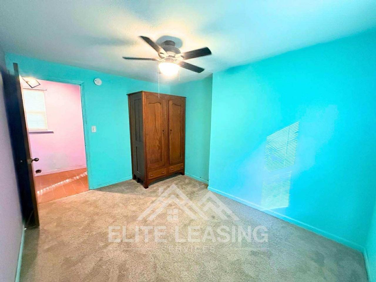 1029 Sw Woodward Ave - Photo 6 of 10