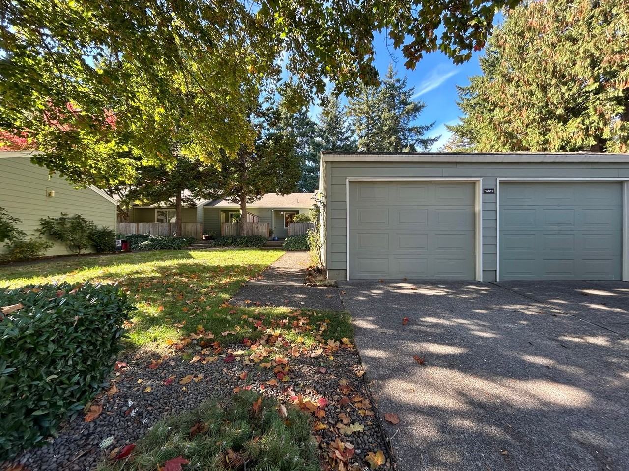 14861 Sw 106th Ave - Photo 2 of 50