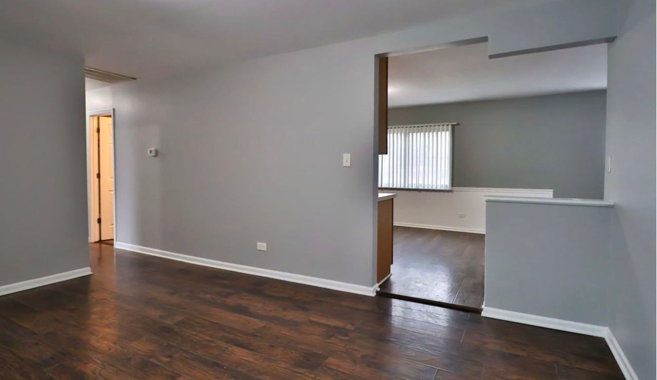 2925 224th St - Photo 4 of 17