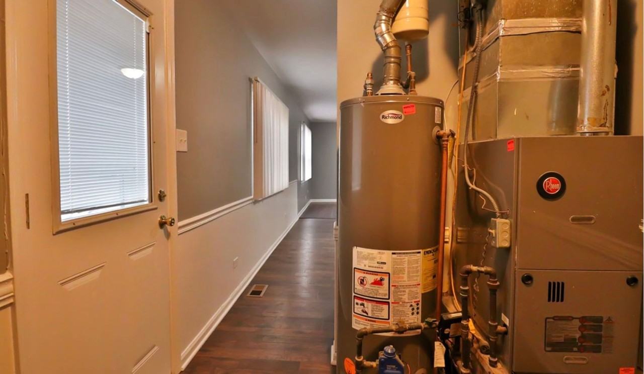 2925 224th St - Photo 6 of 17