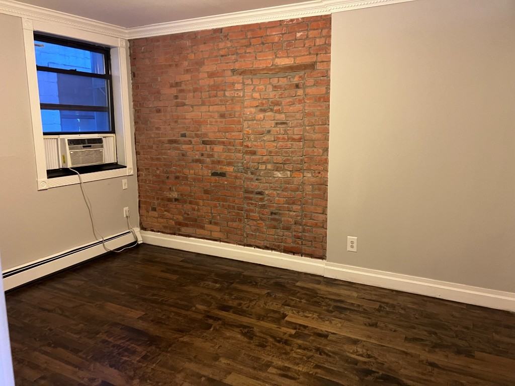 Avenue B #4E - Photo 6 of 12