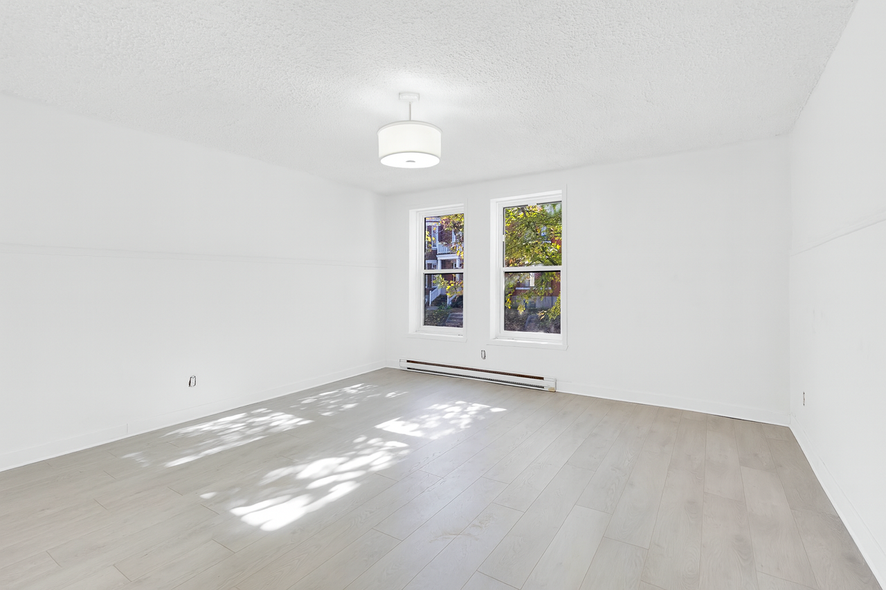 2365 Avenue de Clifton #1