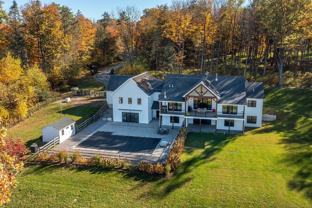 42 Pond Ridge Rd - Photo 1 of 1