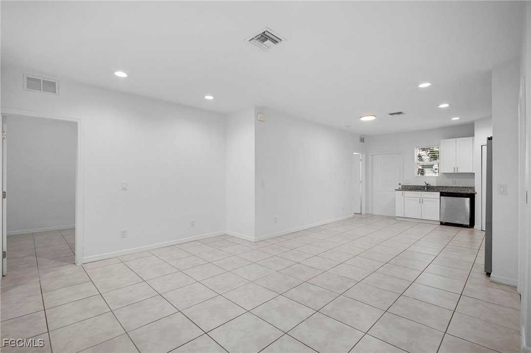3309 Armstrong Ct - Photo 6 of 28