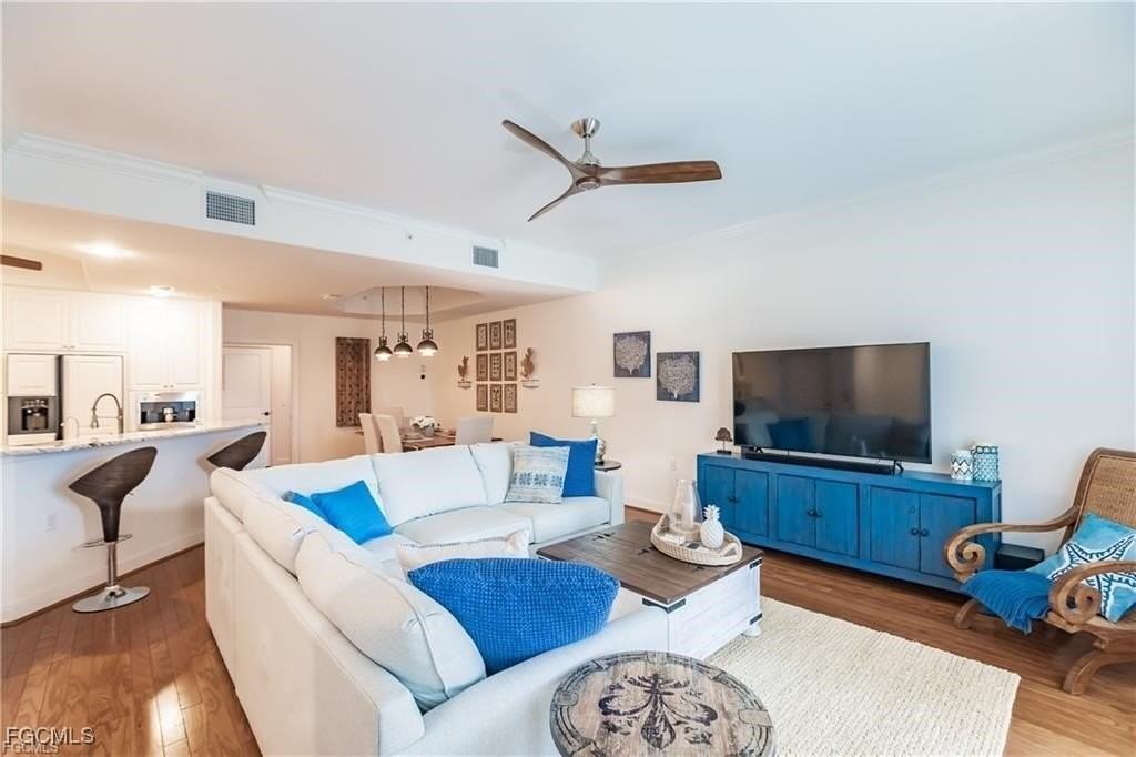 572 11th Ave S Unit 2 #2 - Photo 5 of 28