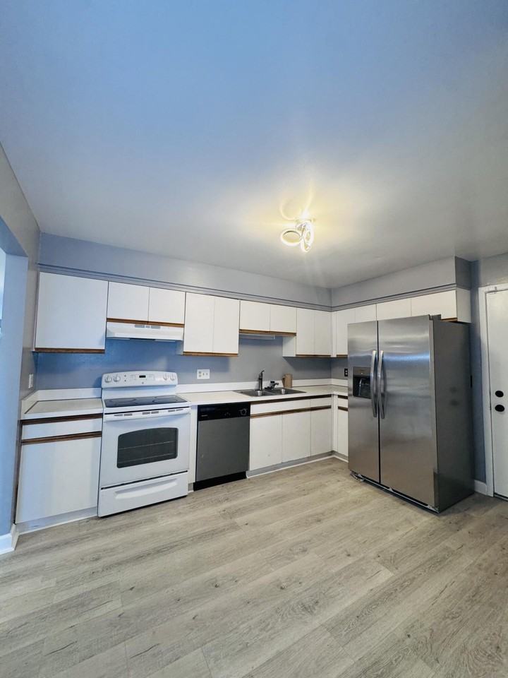 6660 Maple Lakes Dr - Photo 7 of 19