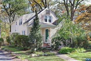 35 Oak St - Photo 1 of 1