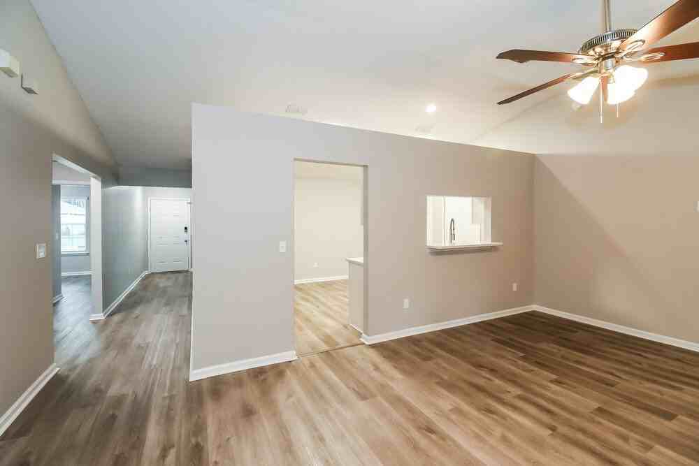 8359 Three Creeks Blvd - Photo 3 of 16