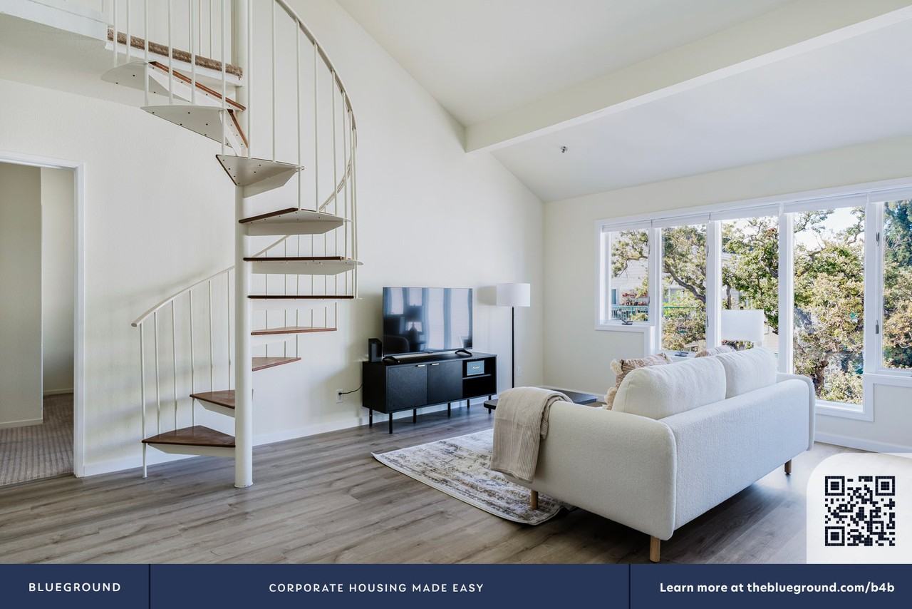 345 Sheridan Avenue - Photo 6 of 38