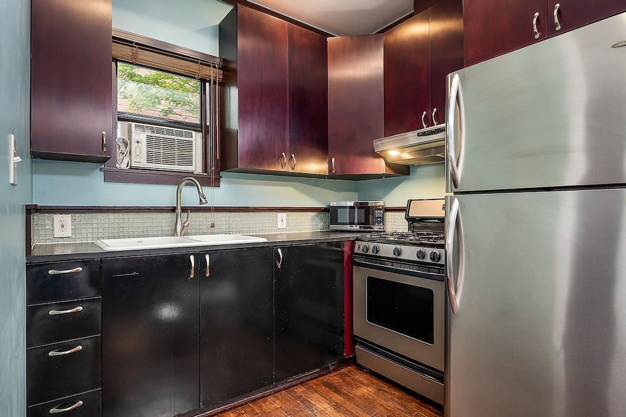 1208 E Thomas St #1324809P - Photo 4 of 24