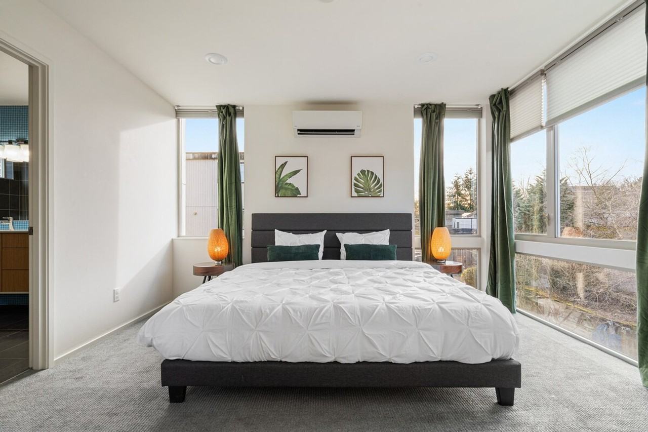 2214 E Terrace St #1324832P - Photo 2 of 32