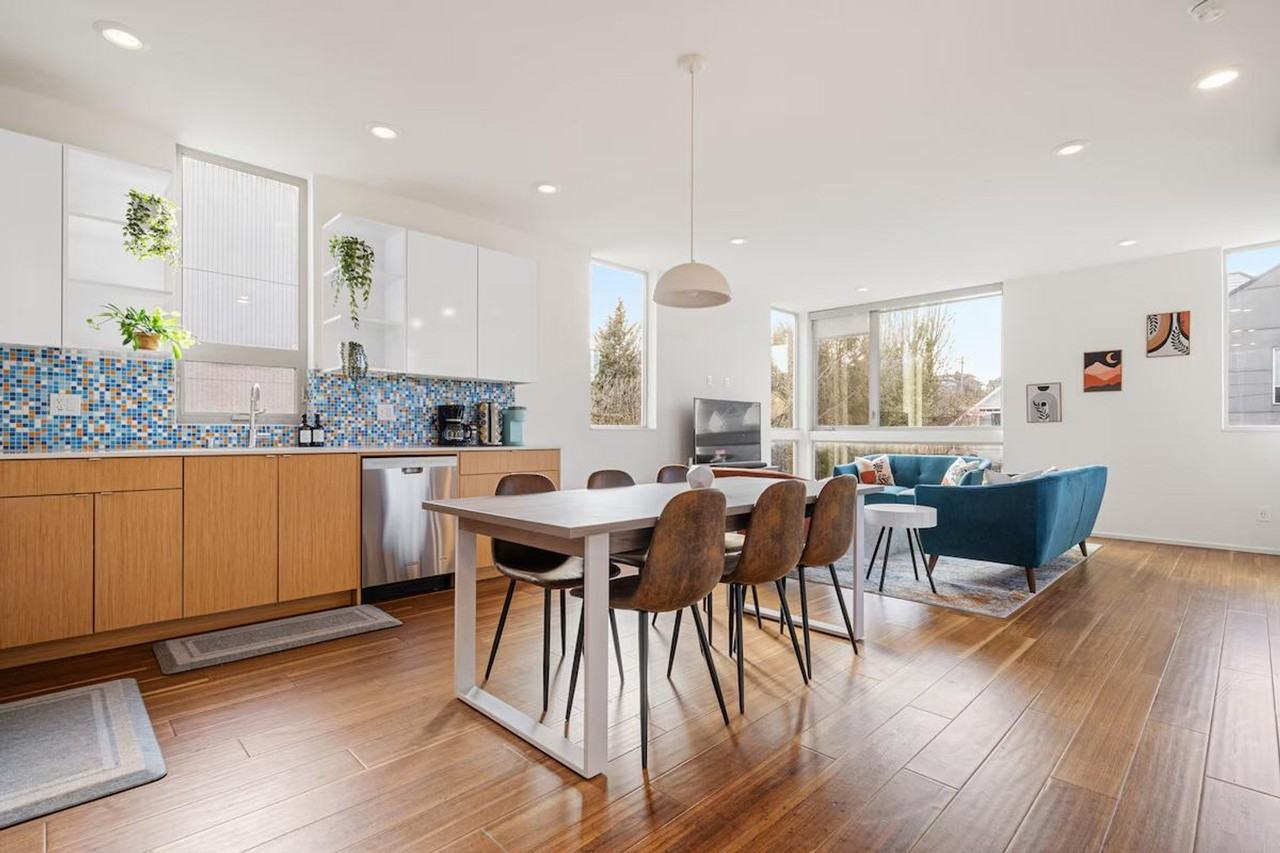 2214 E Terrace St #1324832P - Photo 3 of 32