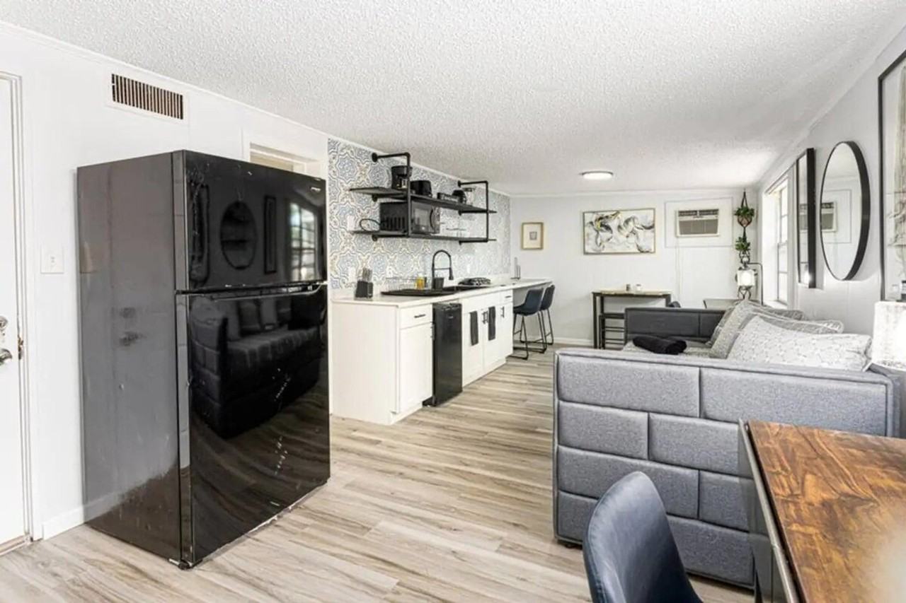 1204 Country Ln #1094199P - Photo 7 of 10