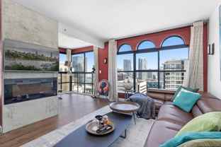 909 Burrard St - Photo 1 of 1