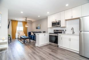 215 Piedmont Ave Ne - Photo 1 of 1