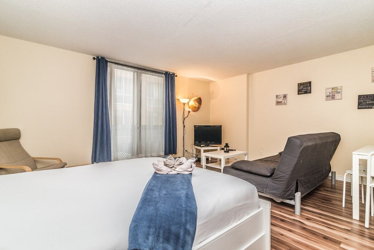 1245 Rue Saint-Dominique #1301577P - Photo 5 of 19