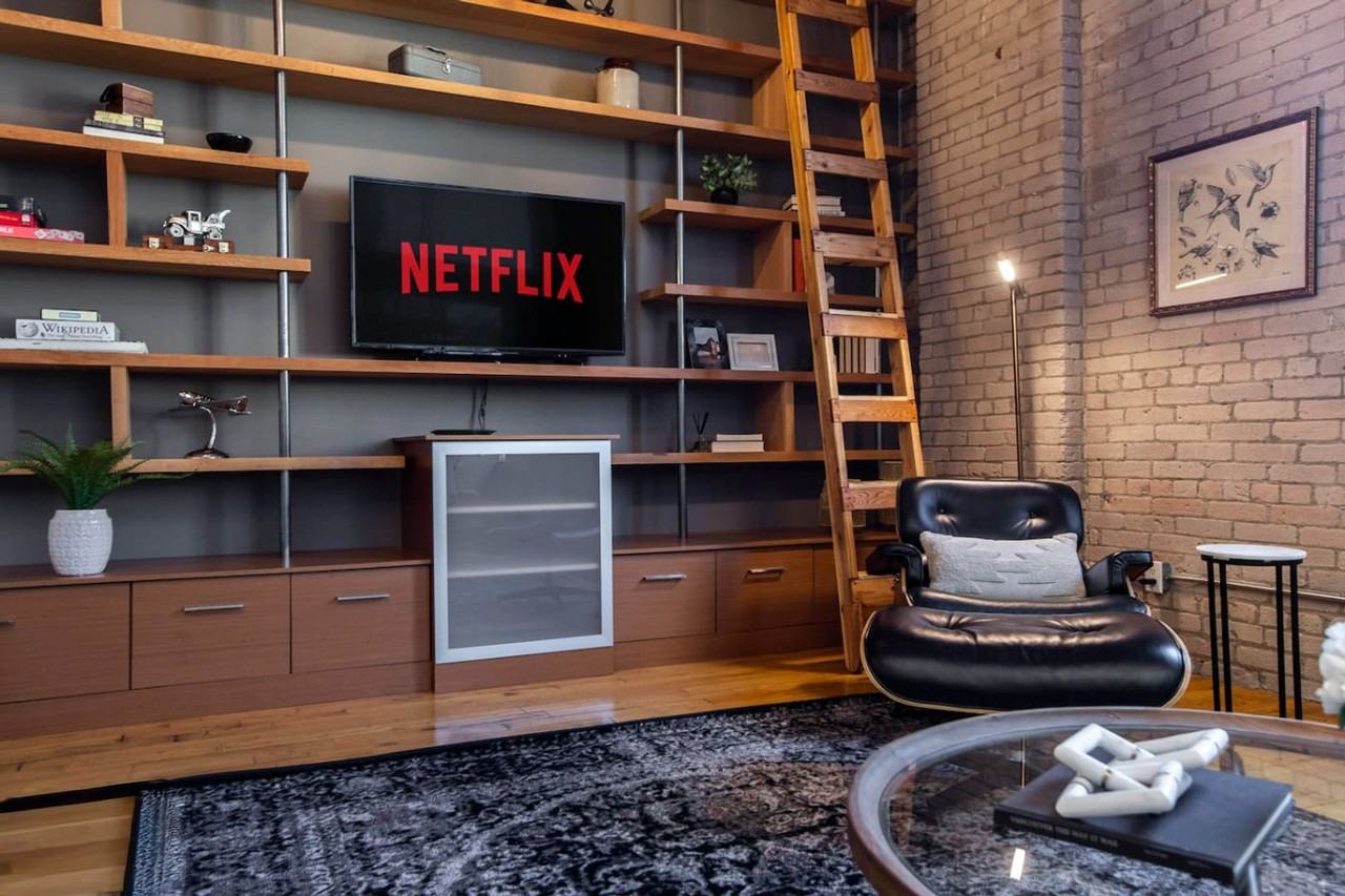 10309 107 Street Northwest - Photo 2 of 61