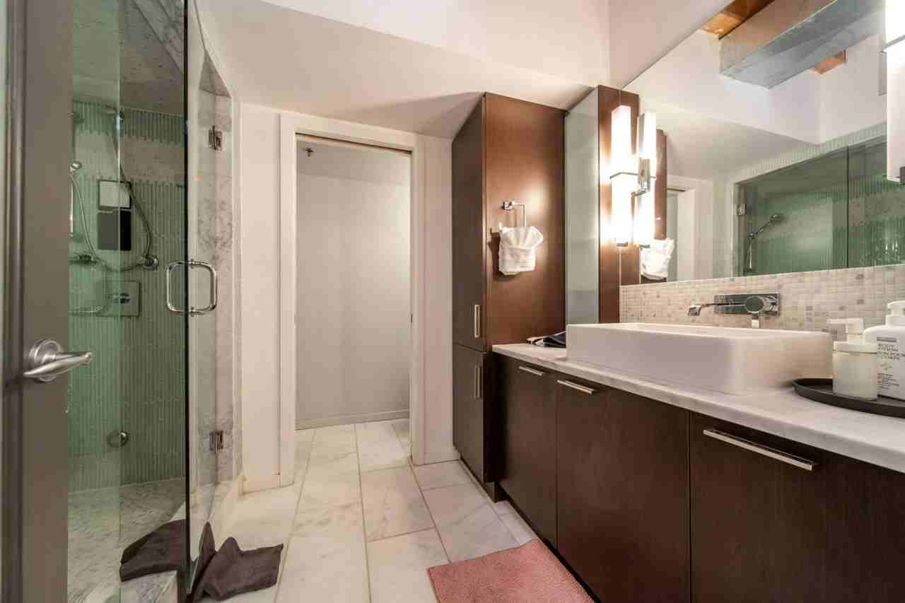 10309 107 Street Northwest - Photo 7 of 61