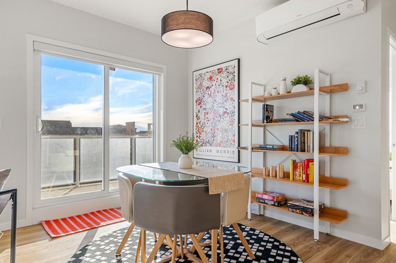 220 Seton Grove Se #1314517P - Photo 6 of 47