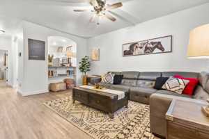 featured image of 3962 N Mckinley Park Ave
