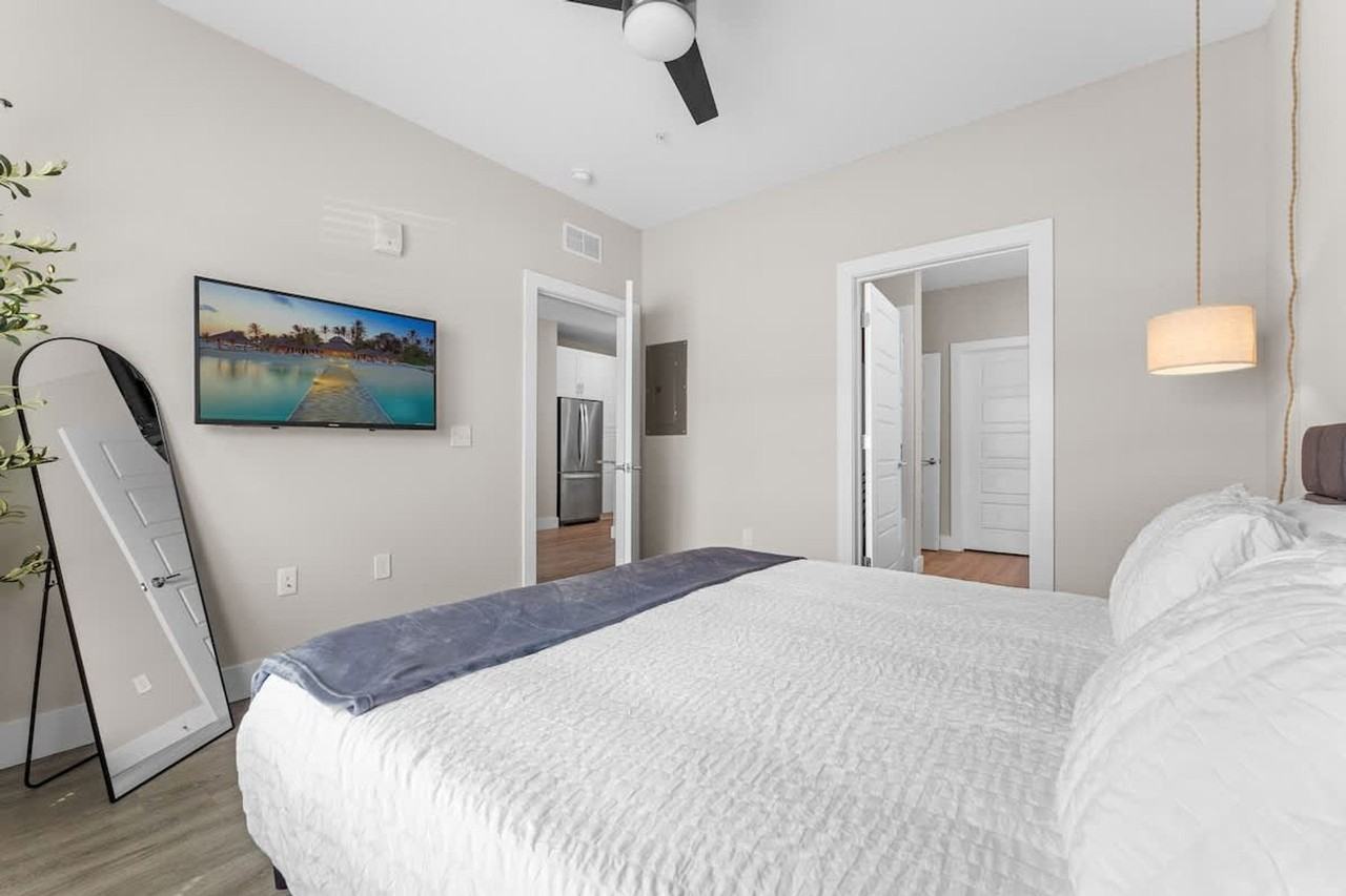 12430 Rain Stream Ct #1314667P - Photo 3 of 50