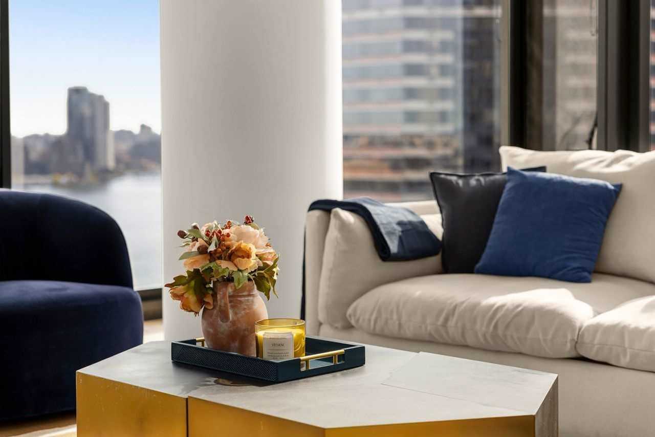 685 1st Ave #1321817P - Photo 6 of 22