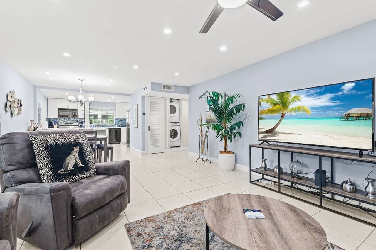 2424 Ne 9th St #1323138P - Photo 5 of 27