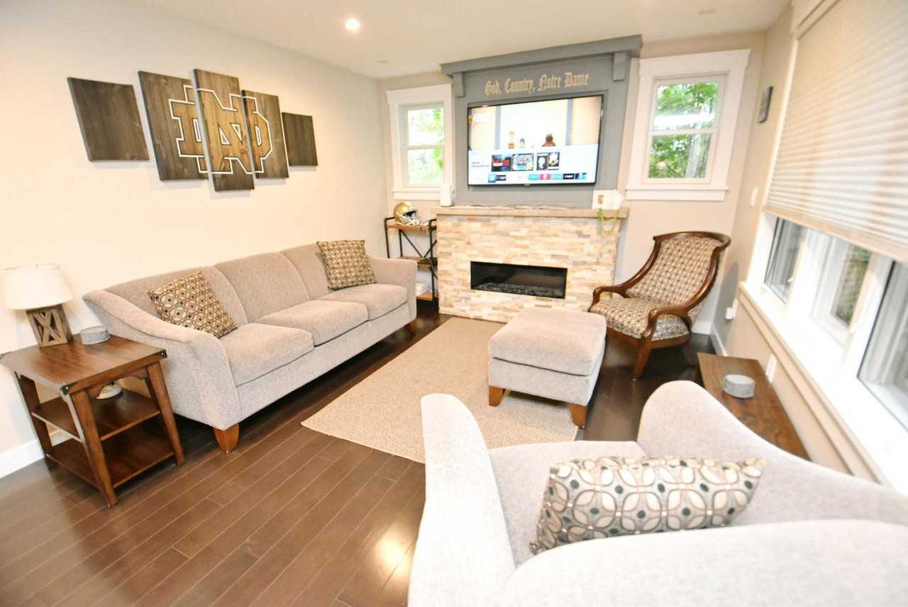 1012 N Lawrence St #1321342P - Photo 3 of 27