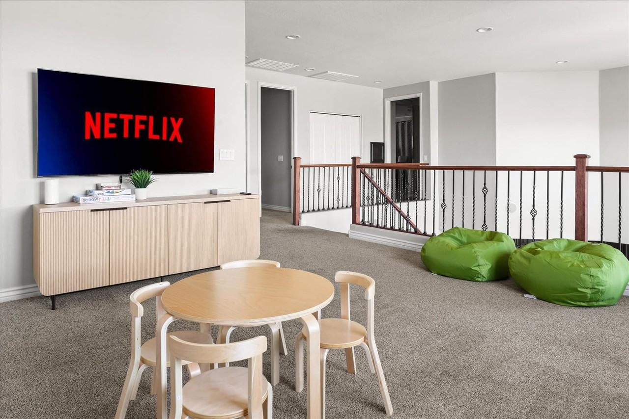 11533 N 150th Ln #1319939P - Photo 3 of 50