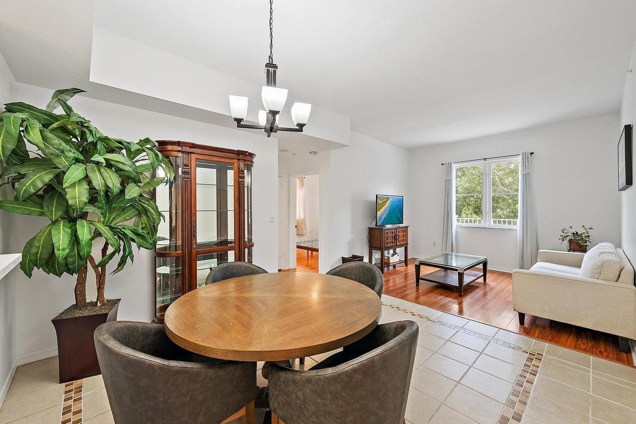 1155 Main Street - Photo 5 of 16