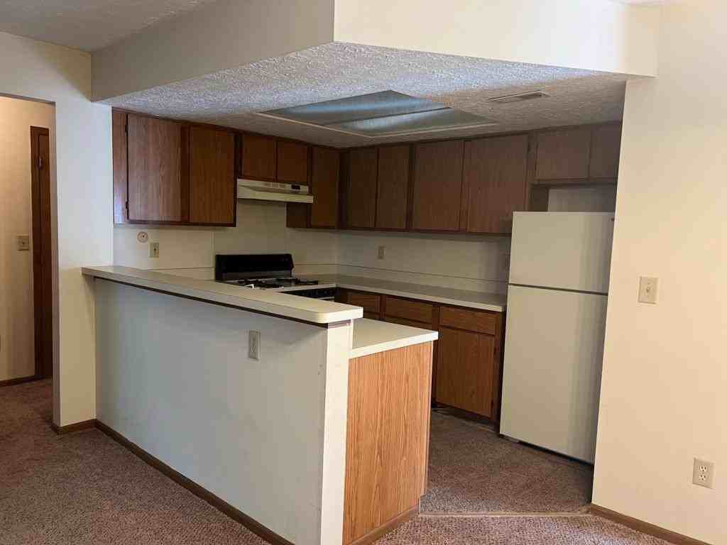 2744 Greystone Drive - Photo 4 of 13