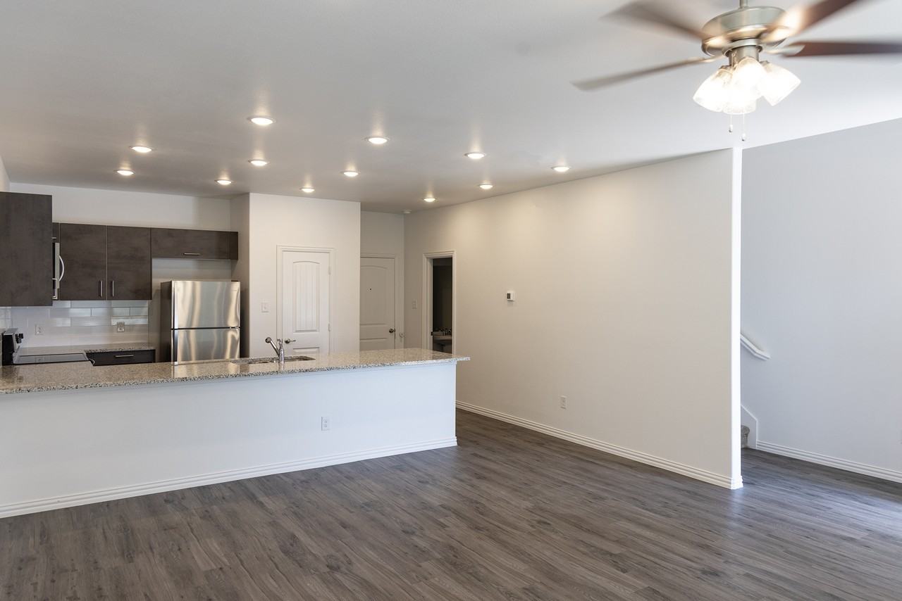 2825 Aiden Ln - Photo 2 of 4