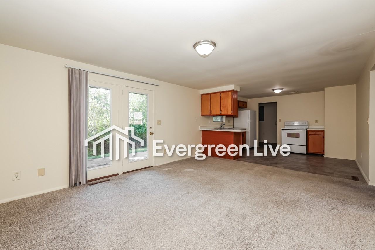 7061 Harshmanville Rd - Photo 7 of 16