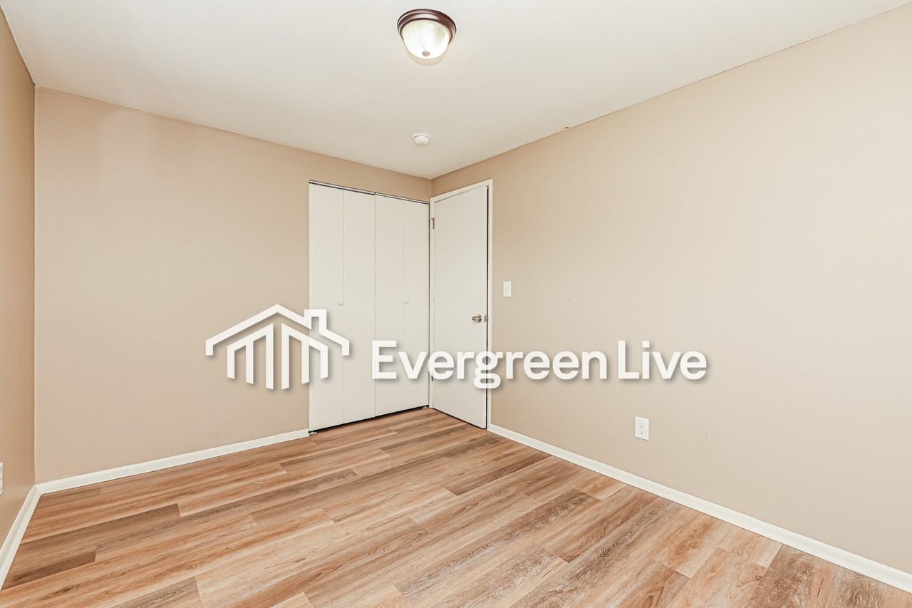 6509 Harshmanville Rd - Photo 4 of 15