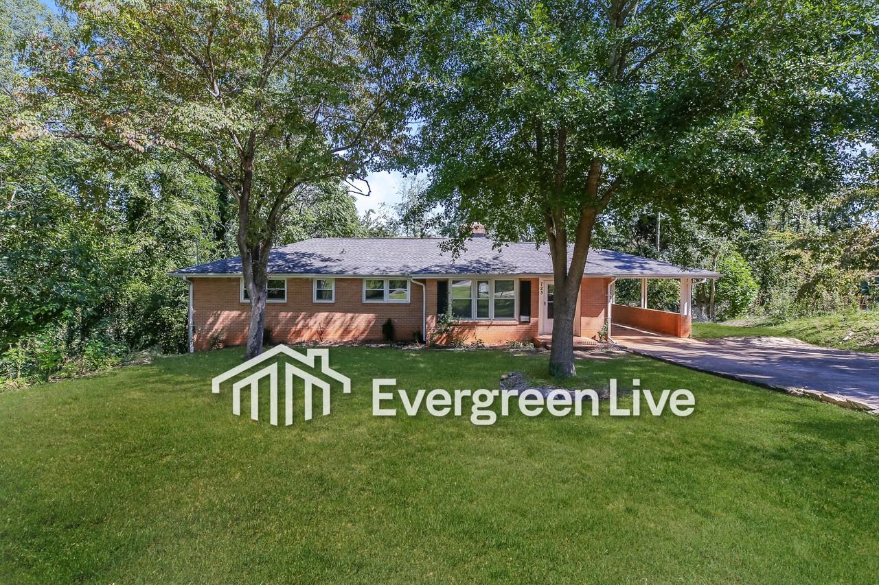 723 Ridgedale Dr - Photo 3 of 14