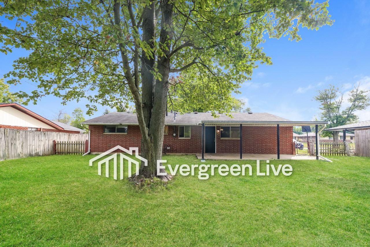 6469 Hemingway Rd - Photo 4 of 16