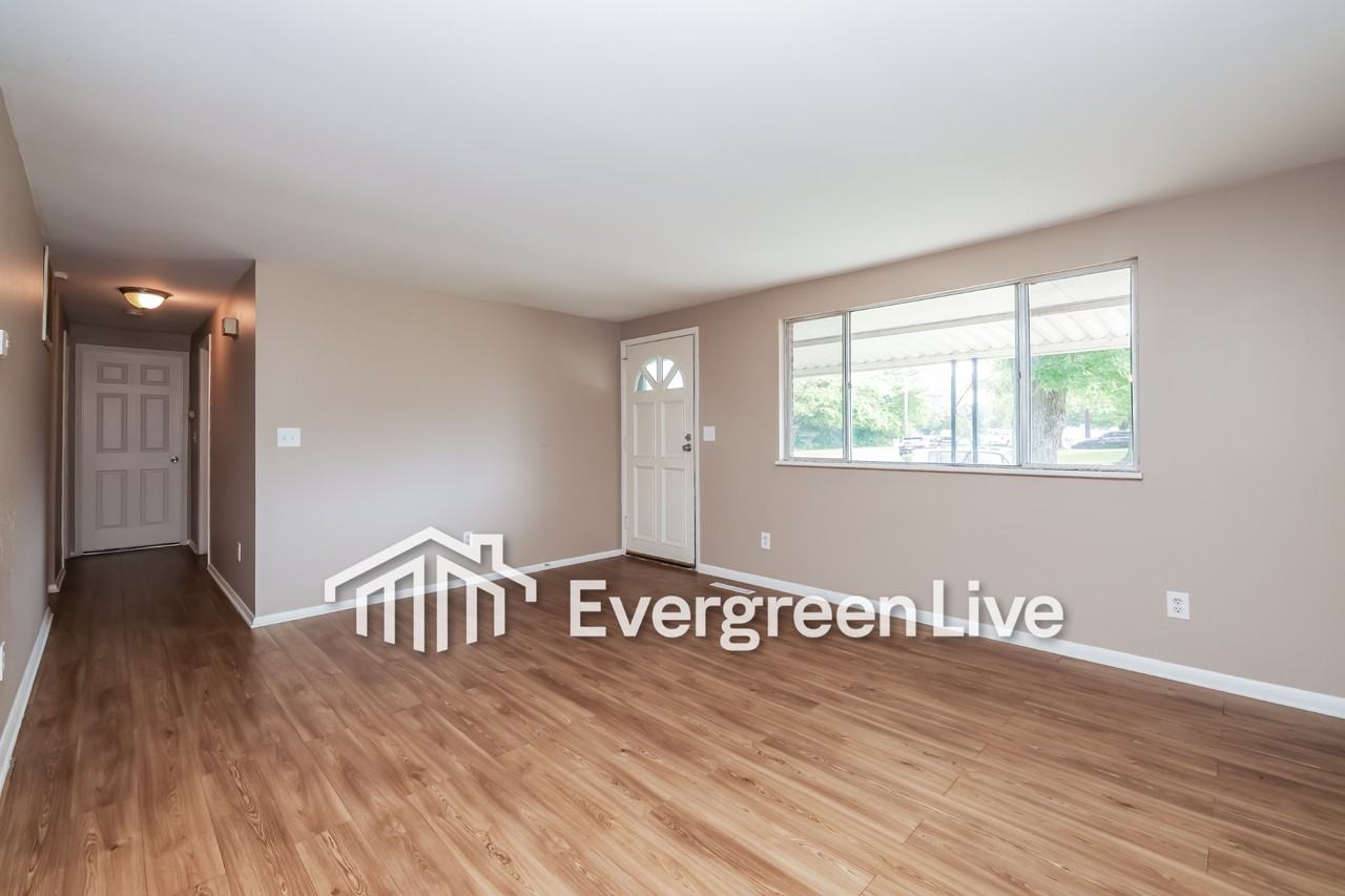 6469 Hemingway Rd - Photo 7 of 16