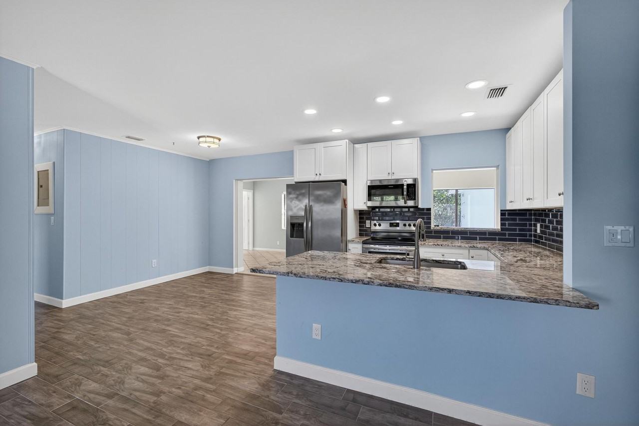 5408 Sioux Street - Photo 7 of 24