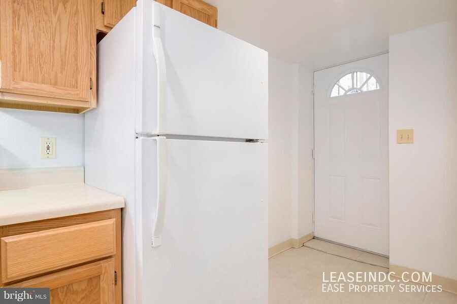 29 T St Nw #2 - Photo 6 of 11