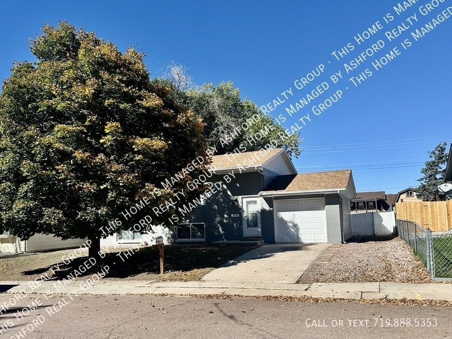 3712 Windflower Circle - Photo 3 of 18