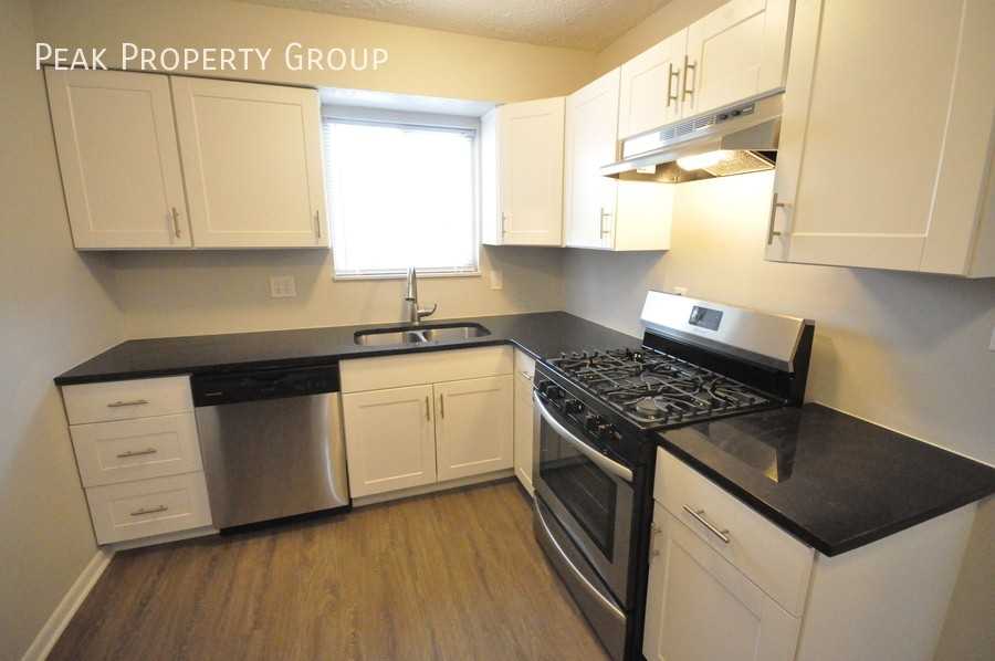 1304 Courtland Ave #C - Photo 7 of 12