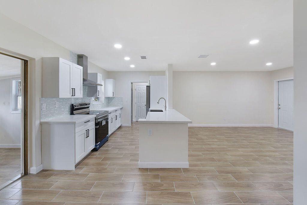 710 Cayuga Street - Photo 5 of 19